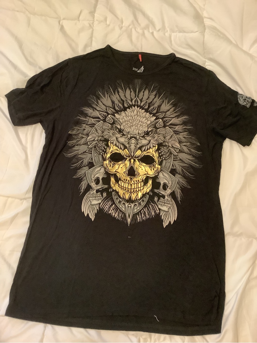 Men's Black Short-Sleeve Skull Graphic Tee with Yellow Accent